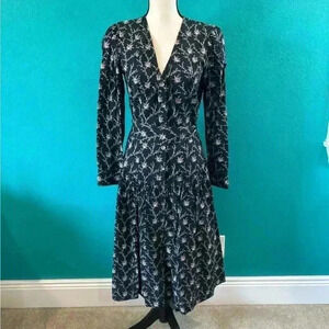 La Vie Rebecca Taylor Aubrie Trellis Poplin floral black dress in size small